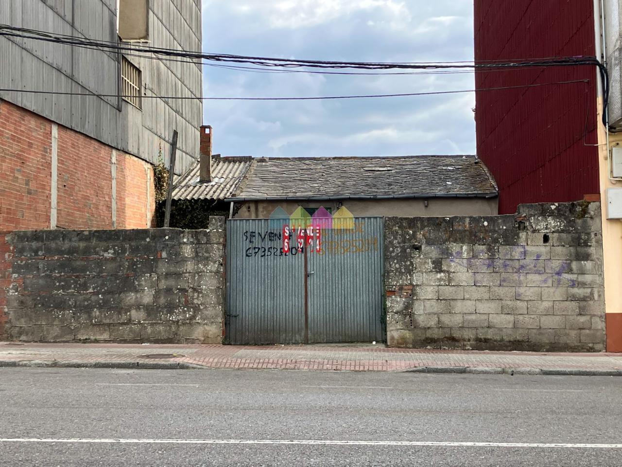 Solar urbano con construcción en venta - Vilalba (Lugo) | Posibilidad de ampliar en altura
