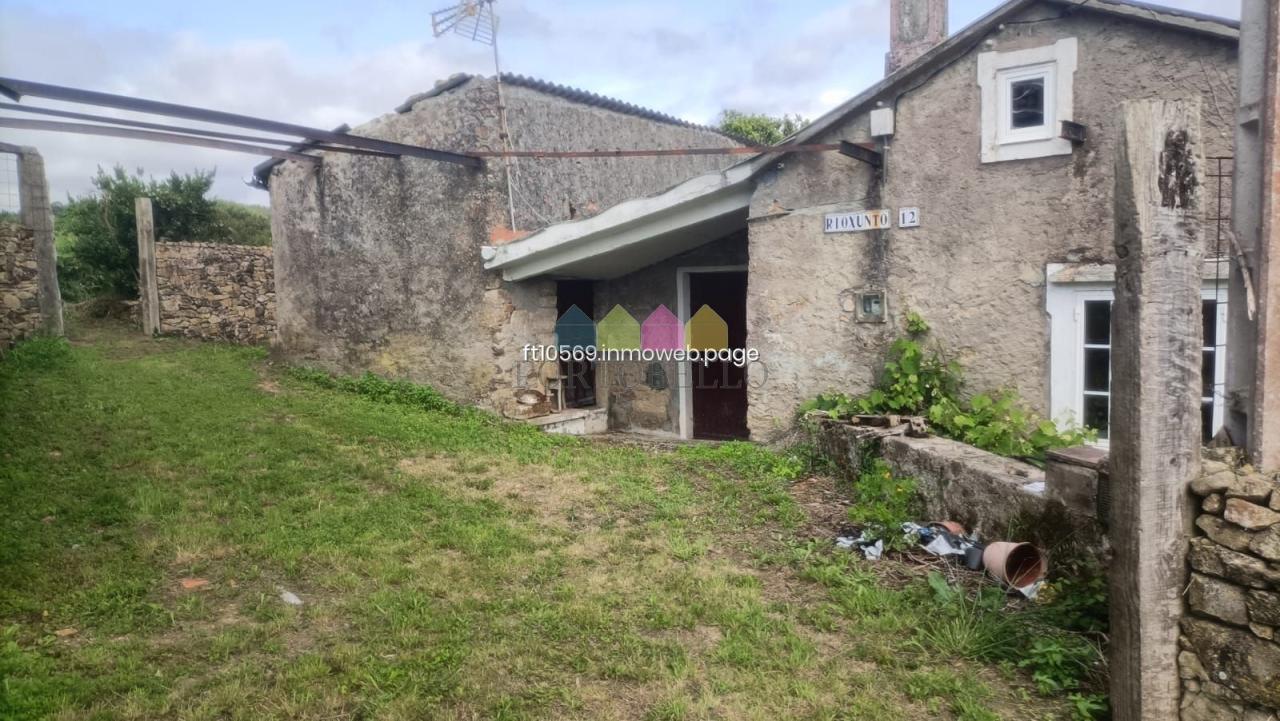 Casa y terreno en venta en Esmelle