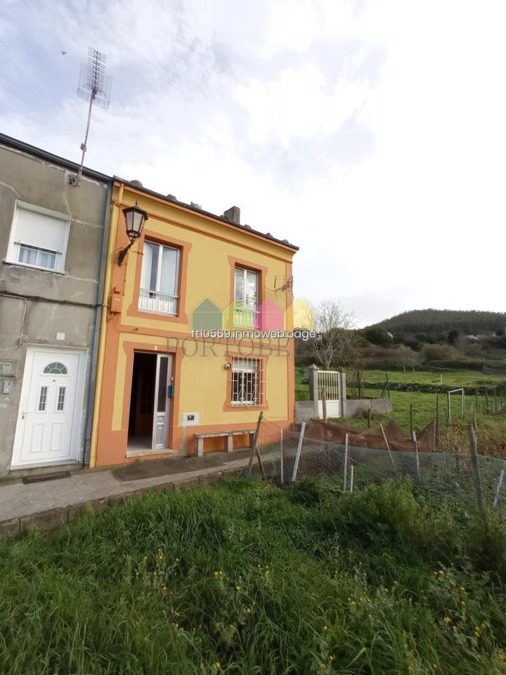 CASA EN VIVEIRO